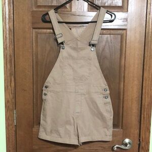 Hollister brown/tan shorts overalls
